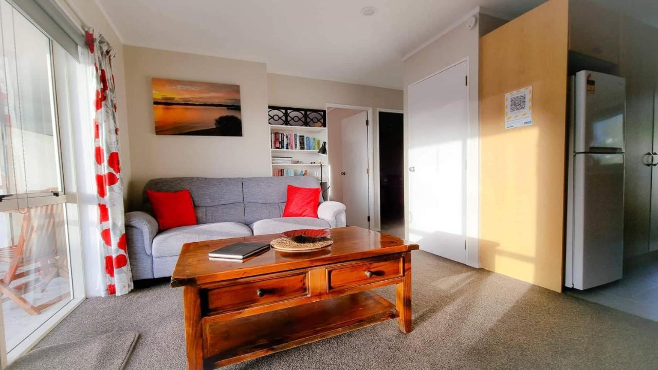 Paihia Apartments Exterior photo